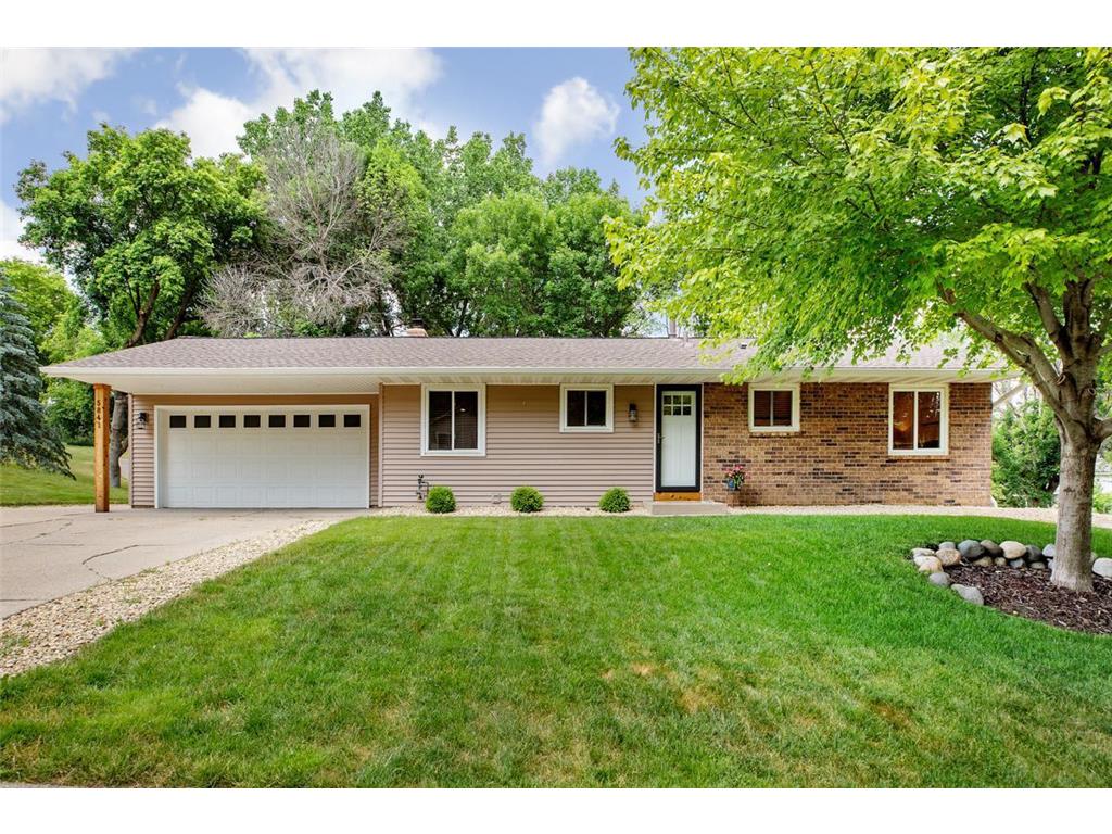 5841 131st Street W Apple Valley MN 55124 6389591 image1