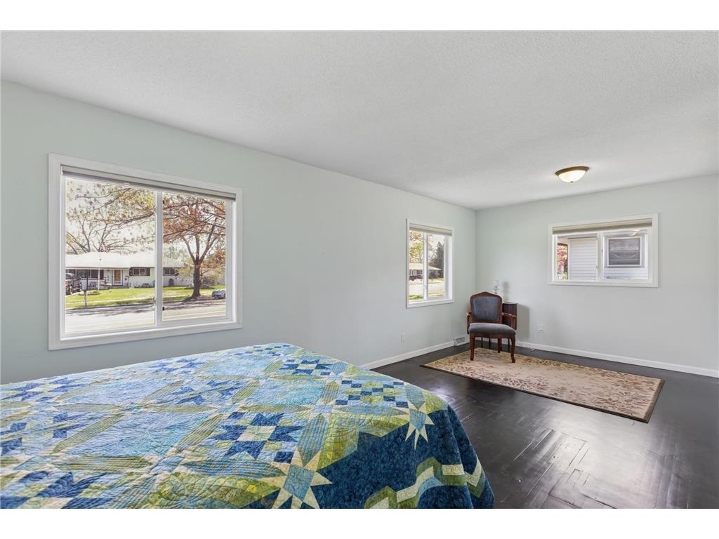 5841 Boone Avenue N New Hope MN 55428 7088619 image17