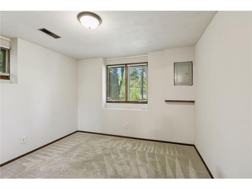 5841 Winnetka Avenue N New Hope MN 55428 6787752 image32