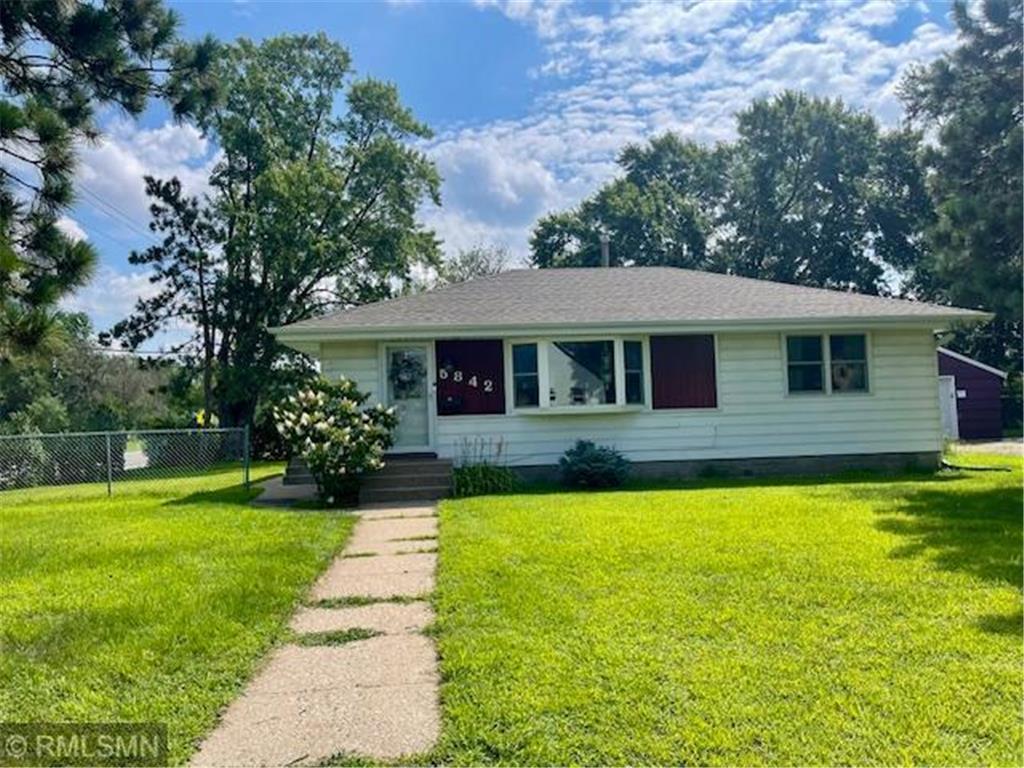 5842 James Avenue N Brooklyn Center MN 55430 6774323 image1