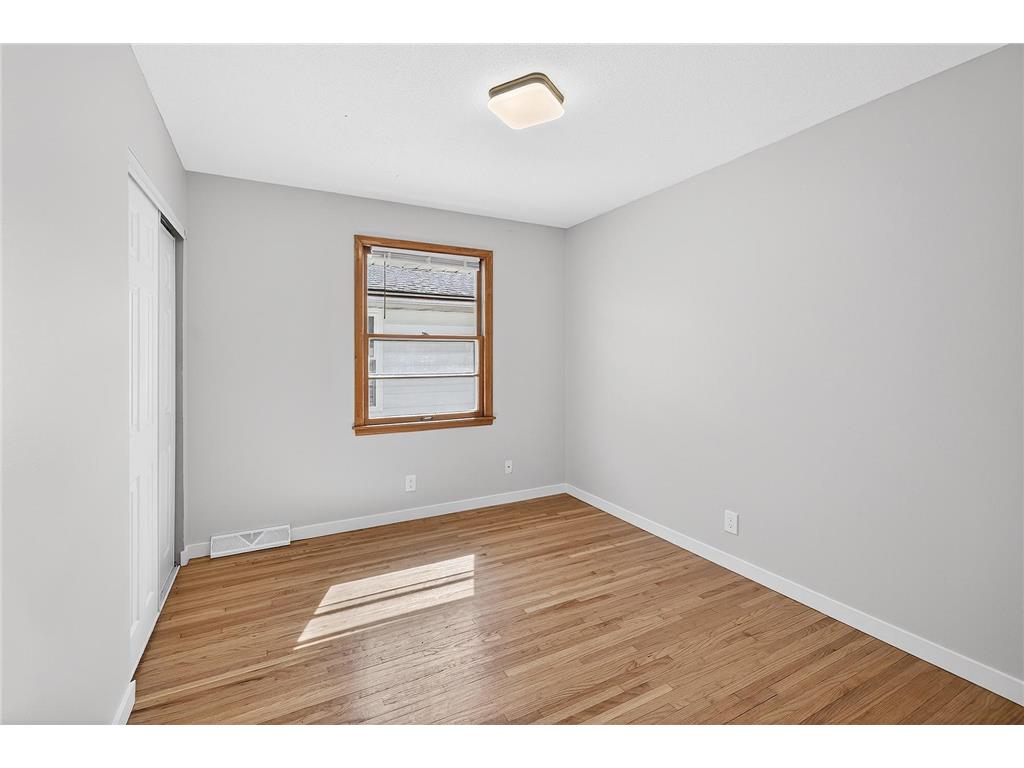 5844 Washburn Avenue S Minneapolis MN 55410 7001936 image11