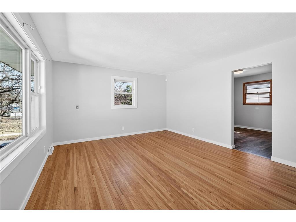 5844 Washburn Avenue S Minneapolis MN 55410 7001936 image3