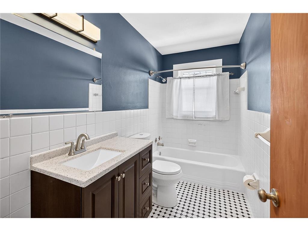 5844 Washburn Avenue S Minneapolis MN 55410 7001936 image9