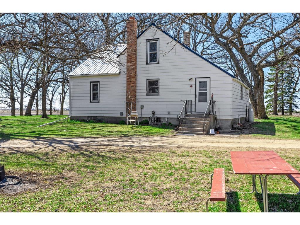 58446 150th Street Litchfield MN 55355 7057504 image2