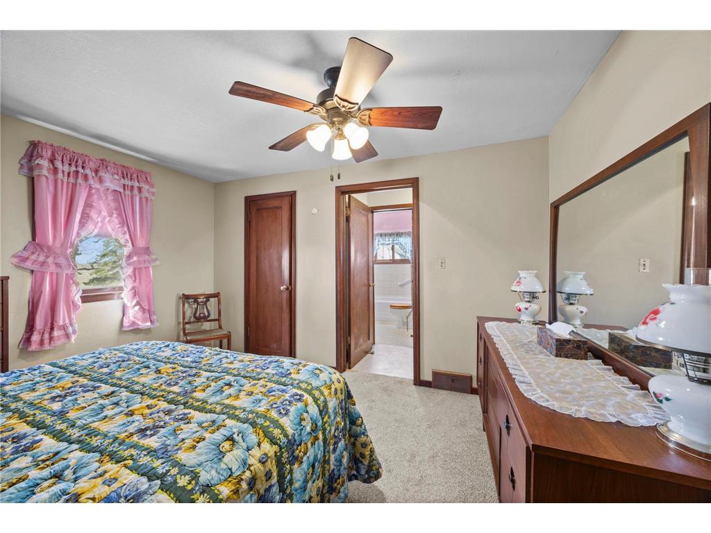 58446 150th Street Litchfield MN 55355 7057504 image22