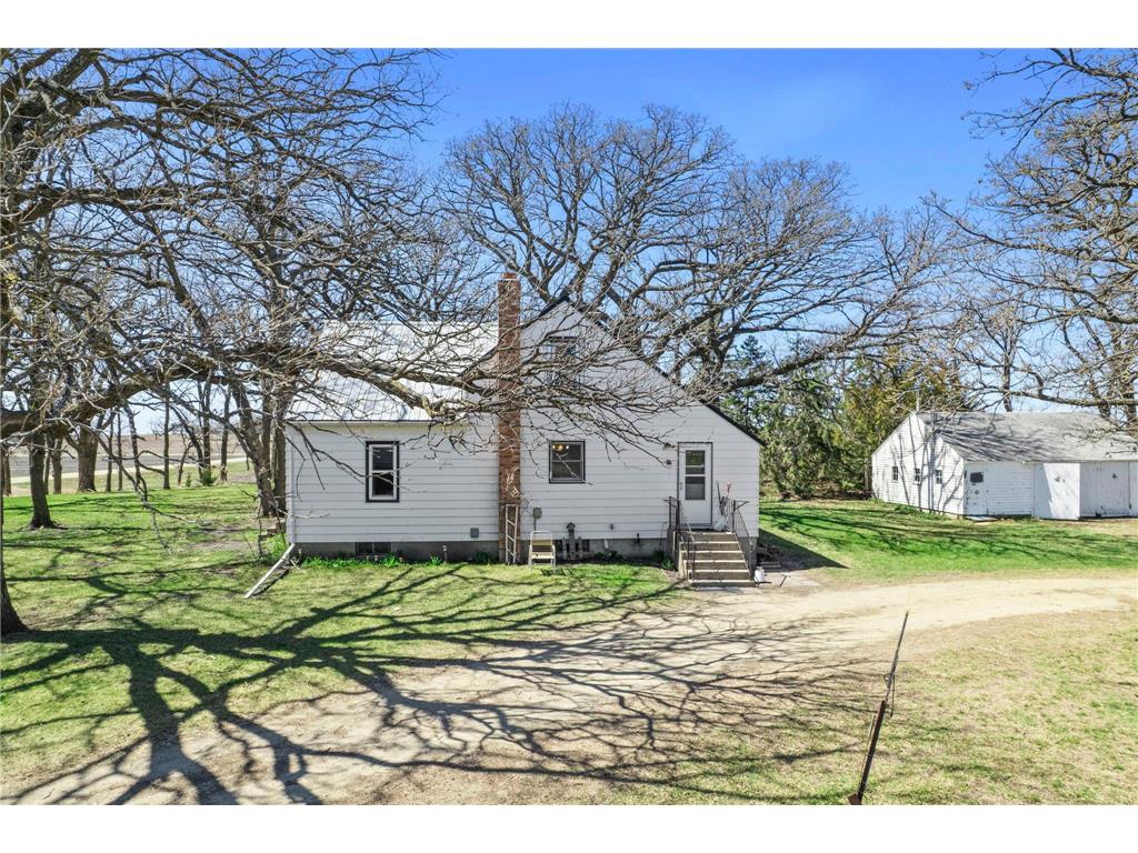 58446 150th Street Litchfield MN 55355 7057504 image57