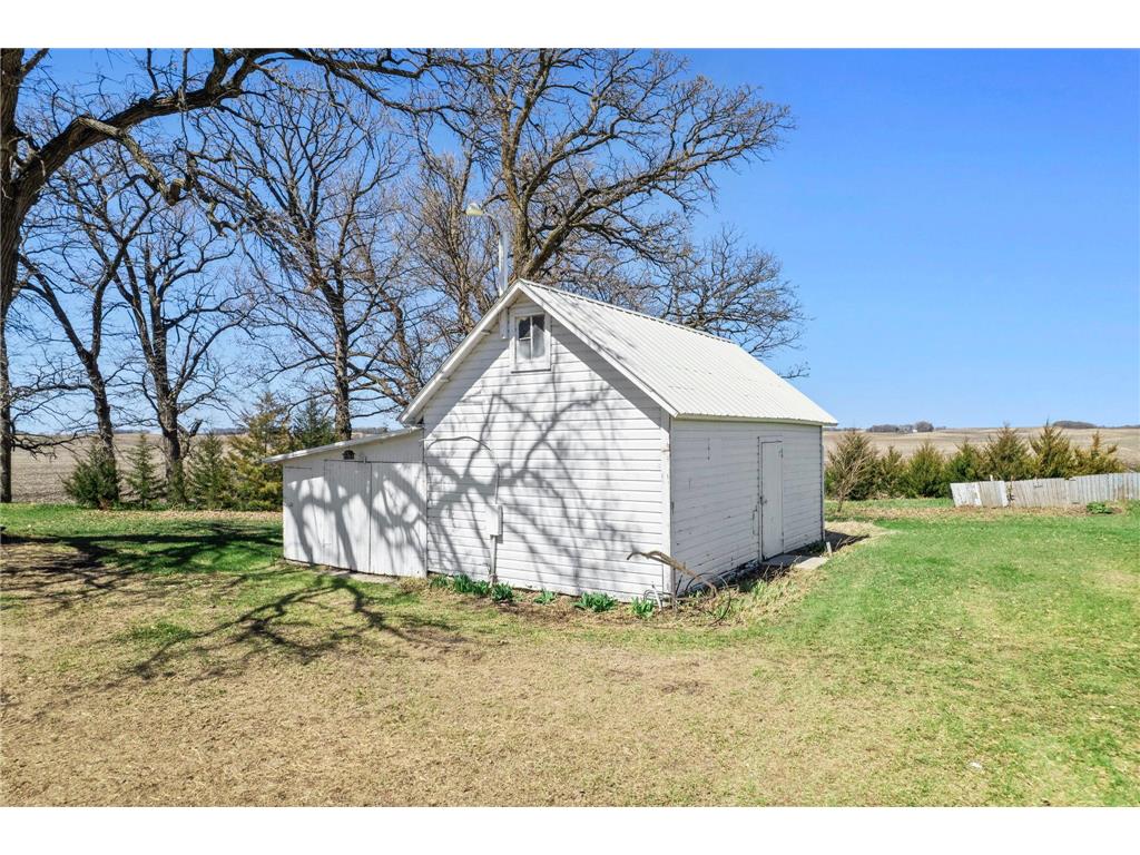 58446 150th Street Litchfield MN 55355 7057504 image58