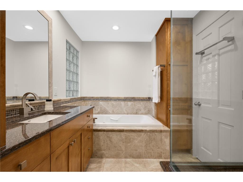 5847 Long Brake Trail Edina MN 55439 7050603 image34