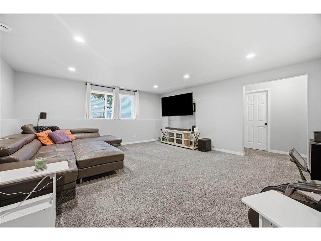 5848 Deb Drive W West Fargo ND 58078 7102995 image19