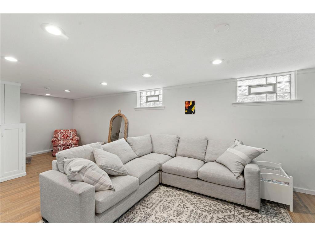 5848 Oakland Avenue Minneapolis MN 55417 7054723 image23