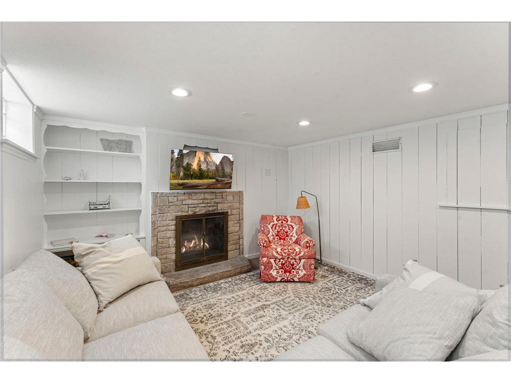 5848 Oakland Avenue Minneapolis MN 55417 7054723 image24