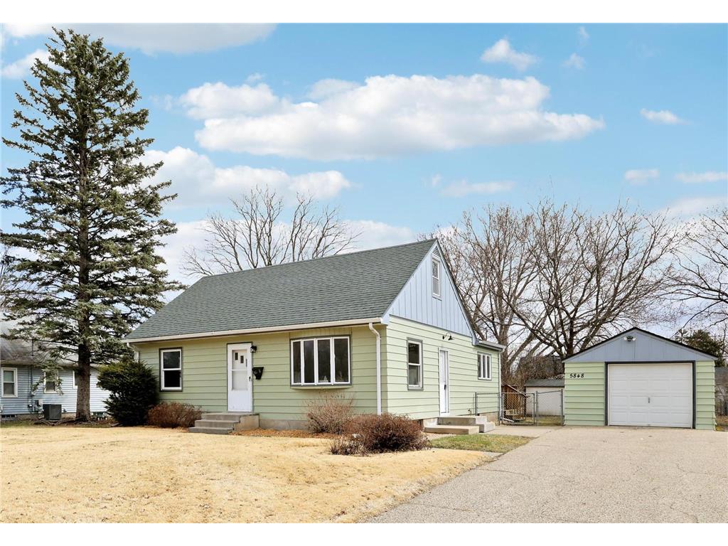 5848 Pennsylvania Avenue N Crystal MN 55428 7051398 image1