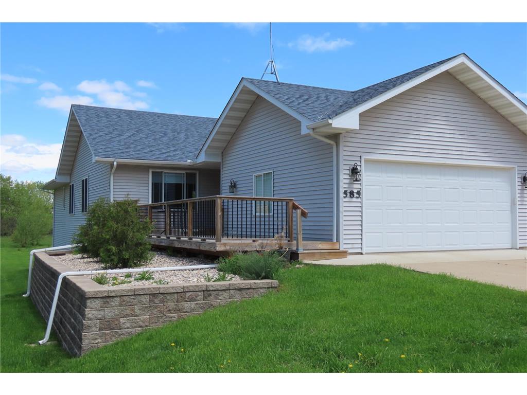 585 3rd Street SW, Cokato, MN 55321 MLS 6200086 Edina Realty