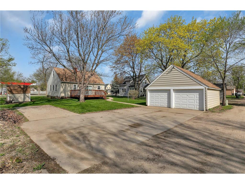 585 Adams Street SE, Hutchinson, MN 55350 MLS 6368333 Edina Realty