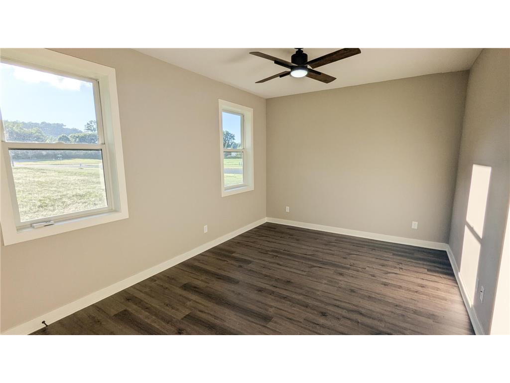 585 Cedar Drive Lake City MN 55041 6776357 image16