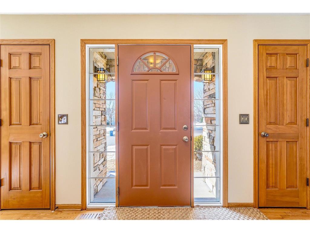 585 High Ridge Circle Mendota Heights MN 55118 6784178 image13