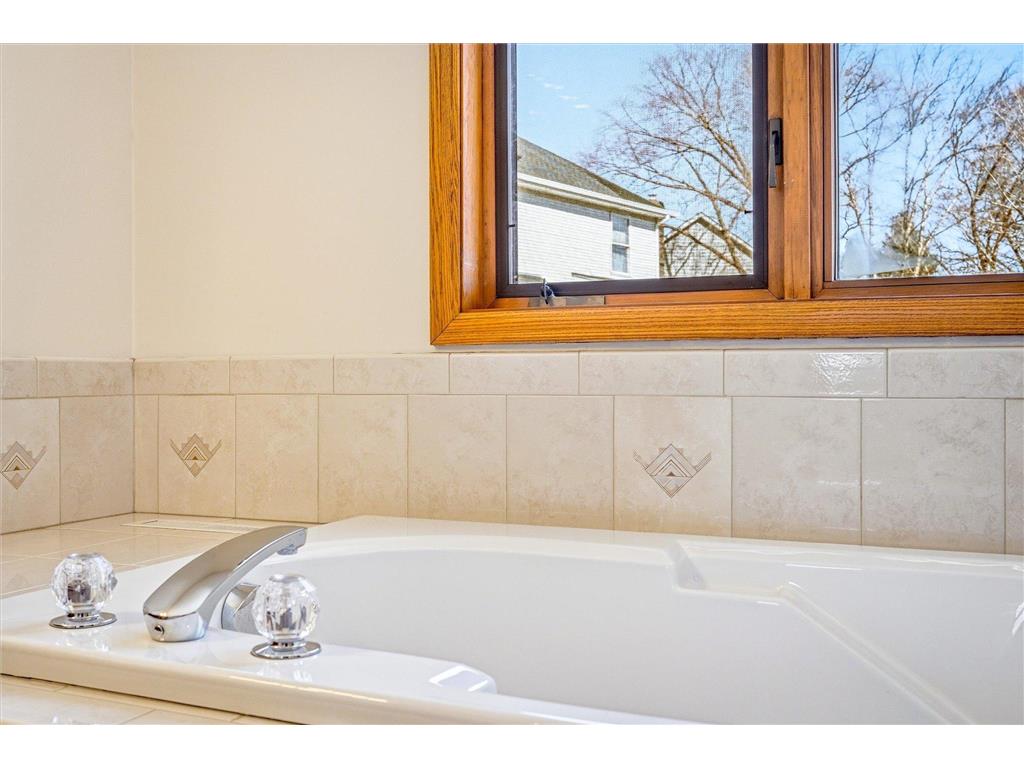 585 High Ridge Circle Mendota Heights MN 55118 6784178 image48