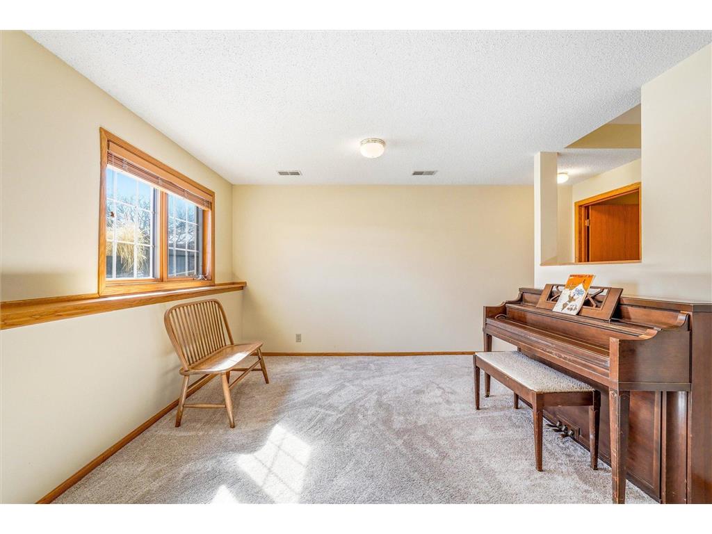 585 High Ridge Circle Mendota Heights MN 55118 6784178 image50
