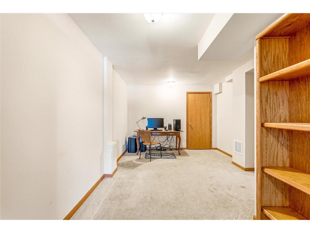 585 High Ridge Circle Mendota Heights MN 55118 6784178 image56