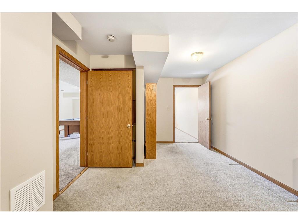 585 High Ridge Circle Mendota Heights MN 55118 6784178 image58