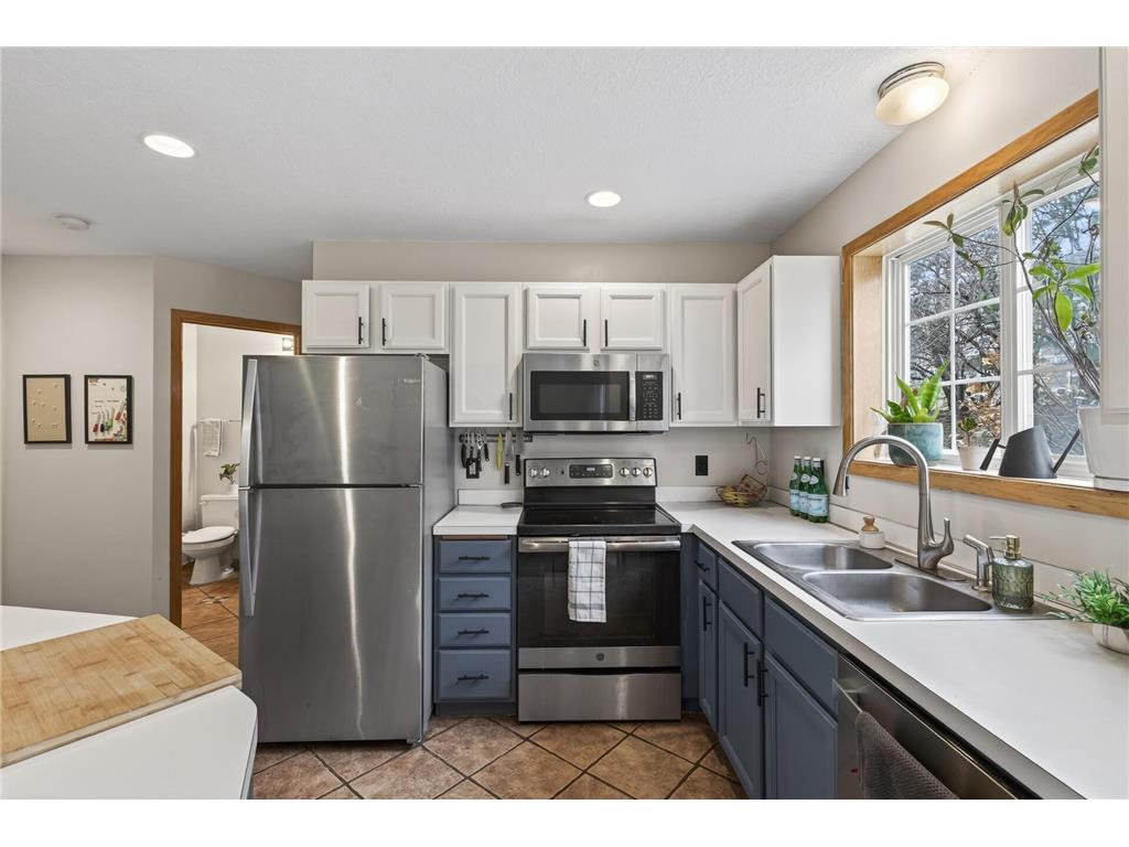 585 Mission Hills Way W Chanhassen MN 55317 7045203 image15