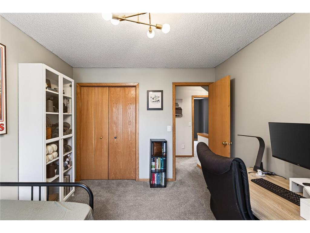 585 Mission Hills Way W Chanhassen MN 55317 7045203 image19