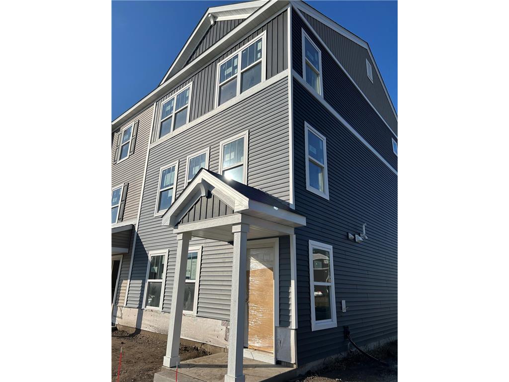 5852 156 Street W Apple Valley MN 55124 6459067 image1