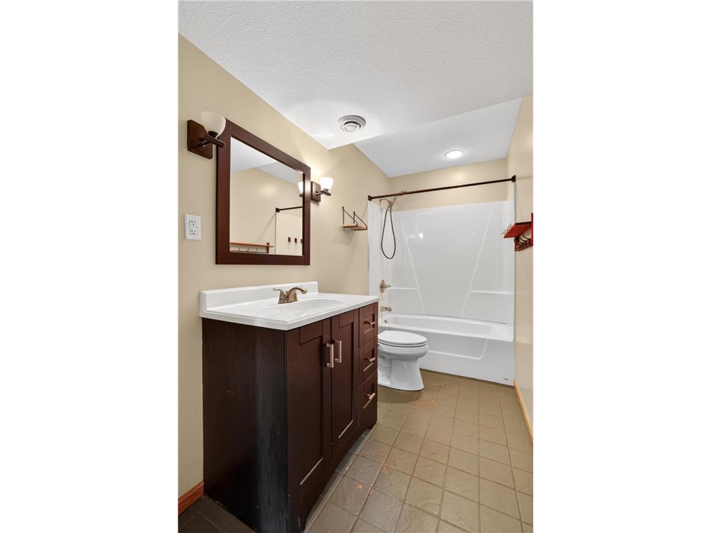 5852 Excalibur Court NW Rochester MN 55901 7090771 image22