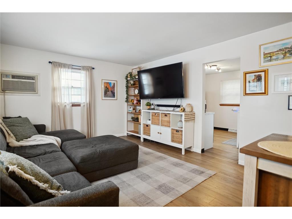 5852 Washburn Avenue S Minneapolis MN 55410 6640993 image1