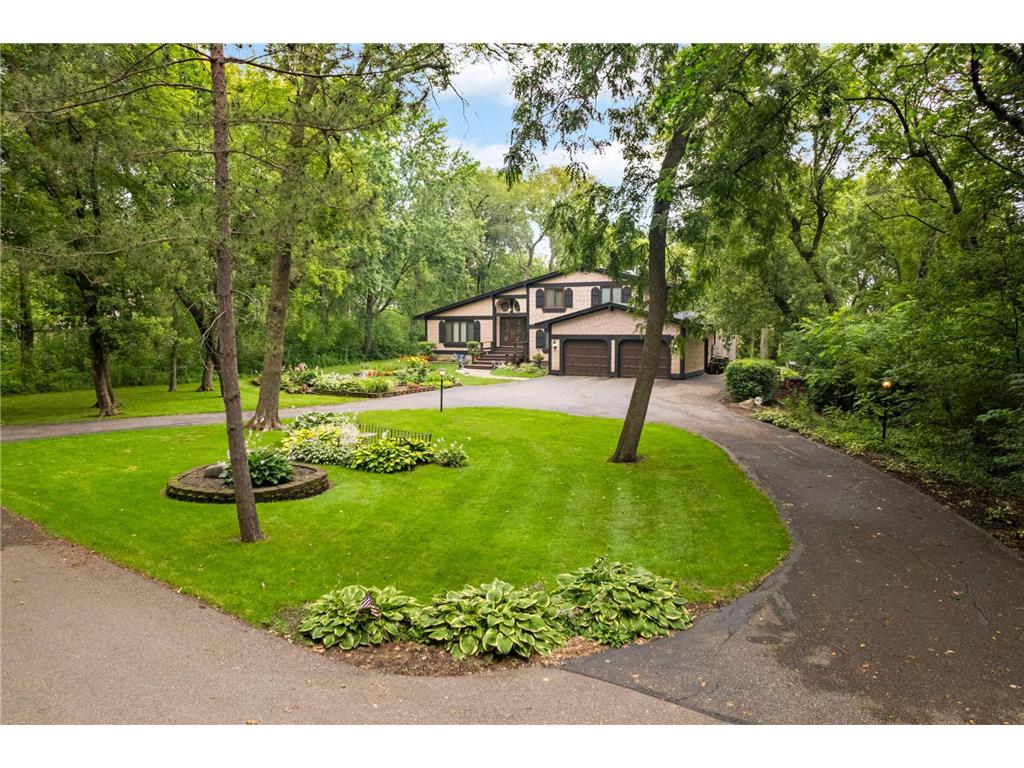 5853 Deer Trail Circle Woodbury MN 55129 6688156 image1