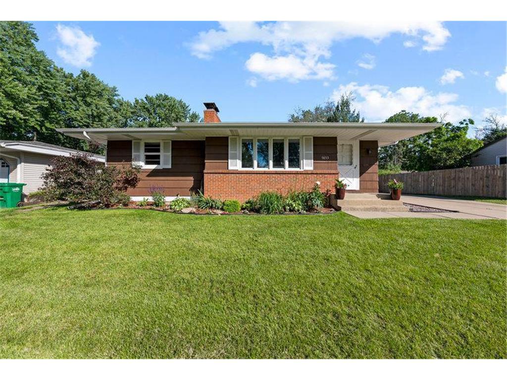 5853 Hackmann Avenue NE Fridley MN 55432 6540040 image1