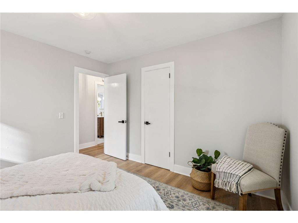 5853 Sheridan Avenue S Minneapolis MN 55410 7037739 image13