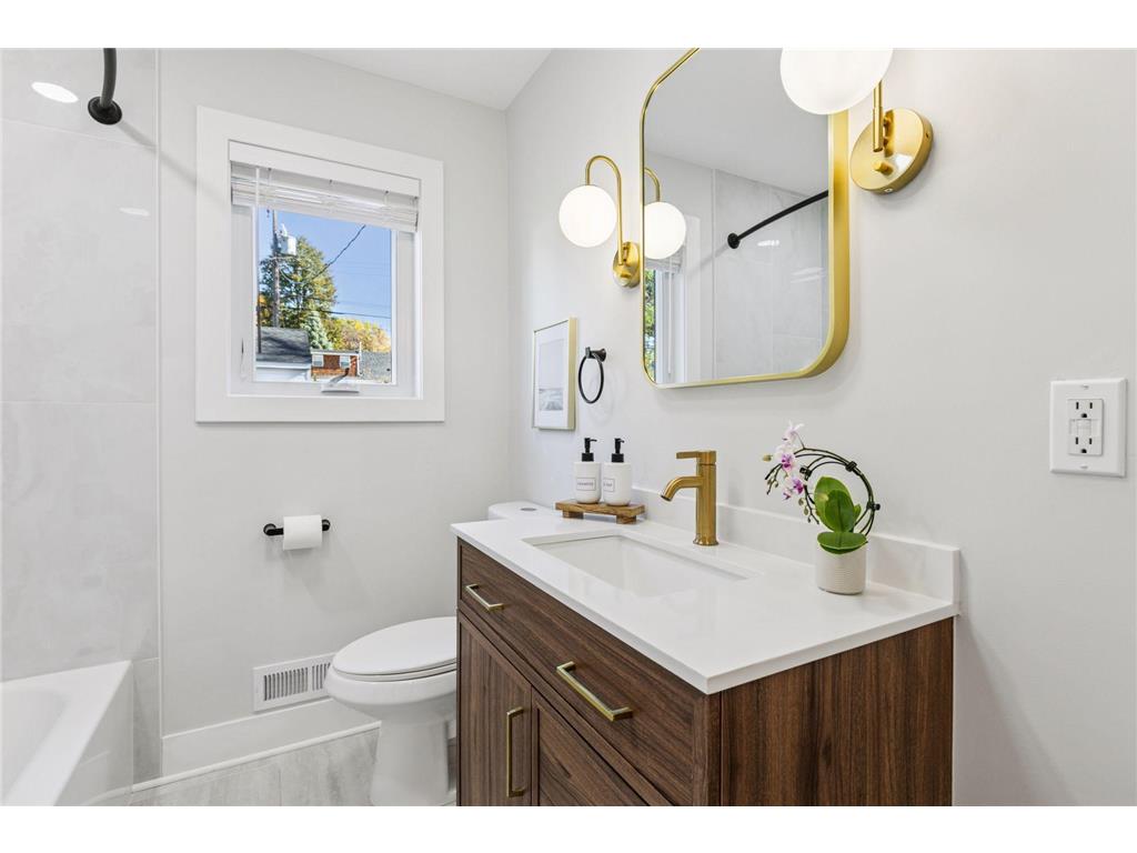 5853 Sheridan Avenue S Minneapolis MN 55410 7037739 image31