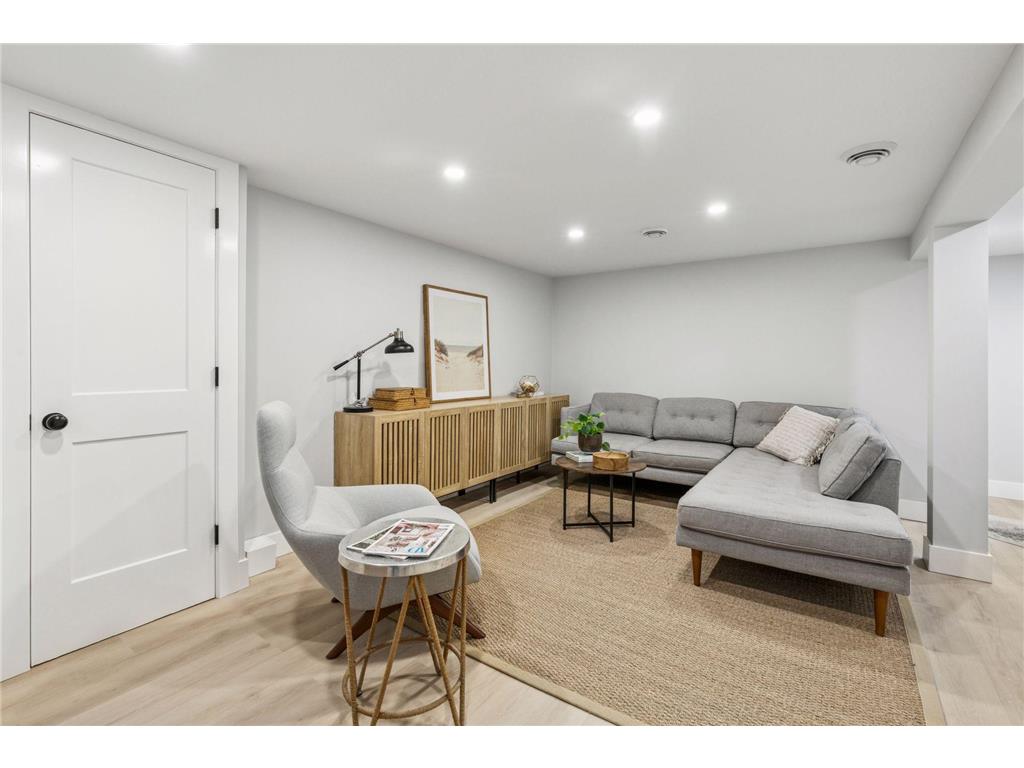 5853 Sheridan Avenue S Minneapolis MN 55410 7037739 image37