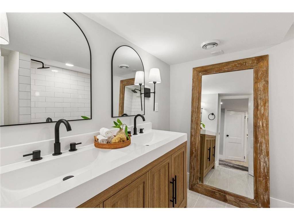 5853 Sheridan Avenue S Minneapolis MN 55410 7037739 image41