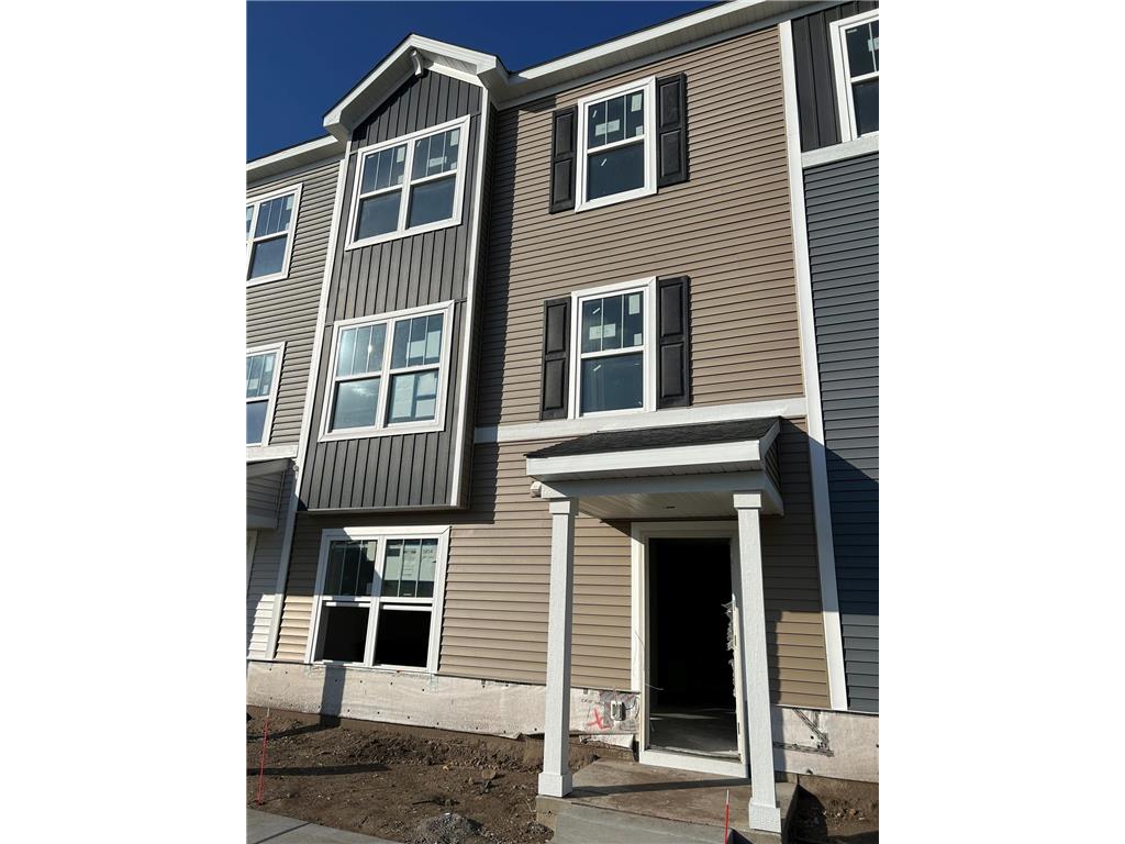 5854 156 Street W Apple Valley MN 55124 6459070 image1