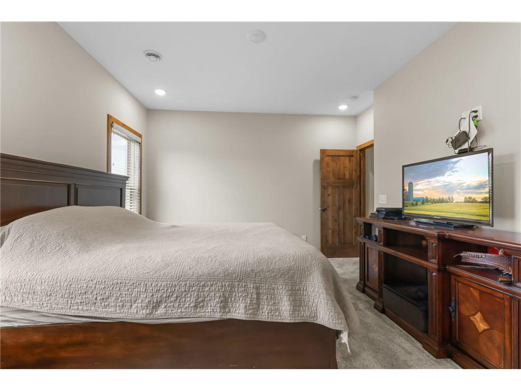 5855 281st Avenue NW Spencer Brook Twp MN 55040 6734321 image19