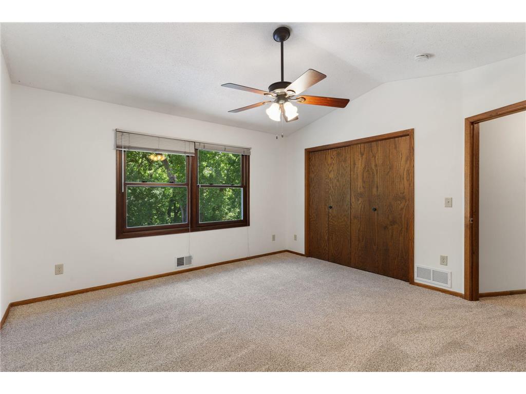 5855 Arthur Street NE Fridley MN 55432 7061936 image14