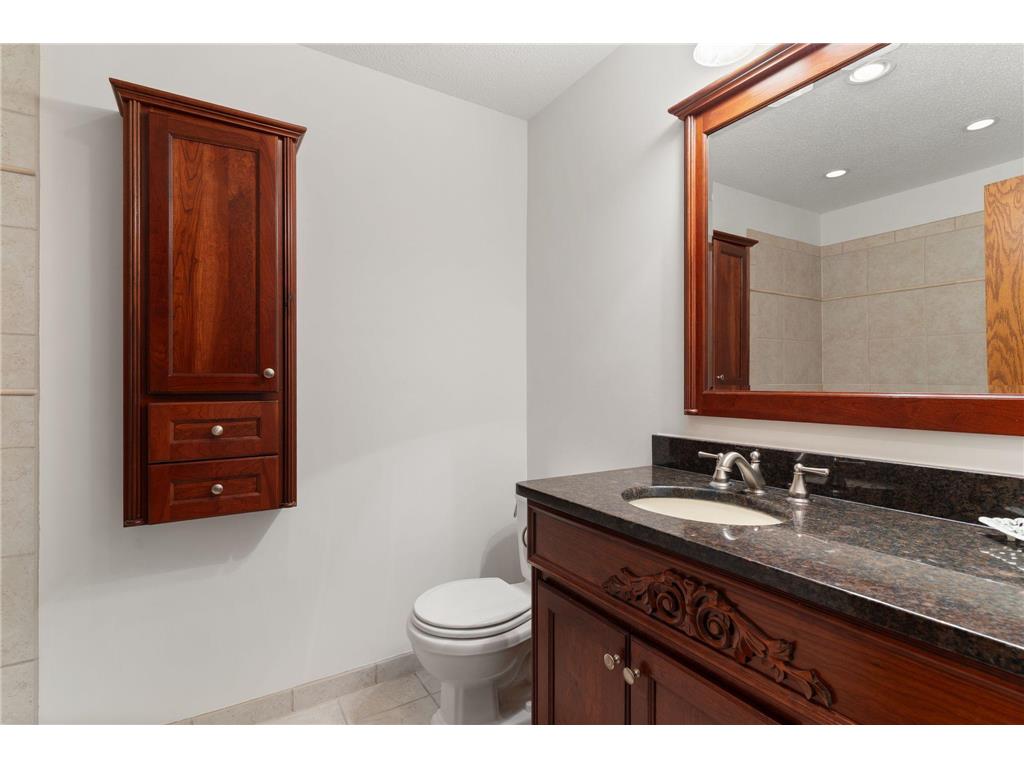 5855 Arthur Street NE Fridley MN 55432 7061936 image17
