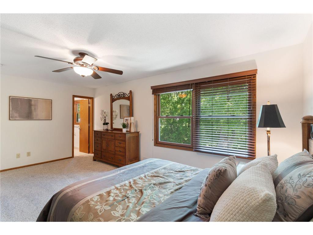5855 Arthur Street NE Fridley MN 55432 7061936 image21