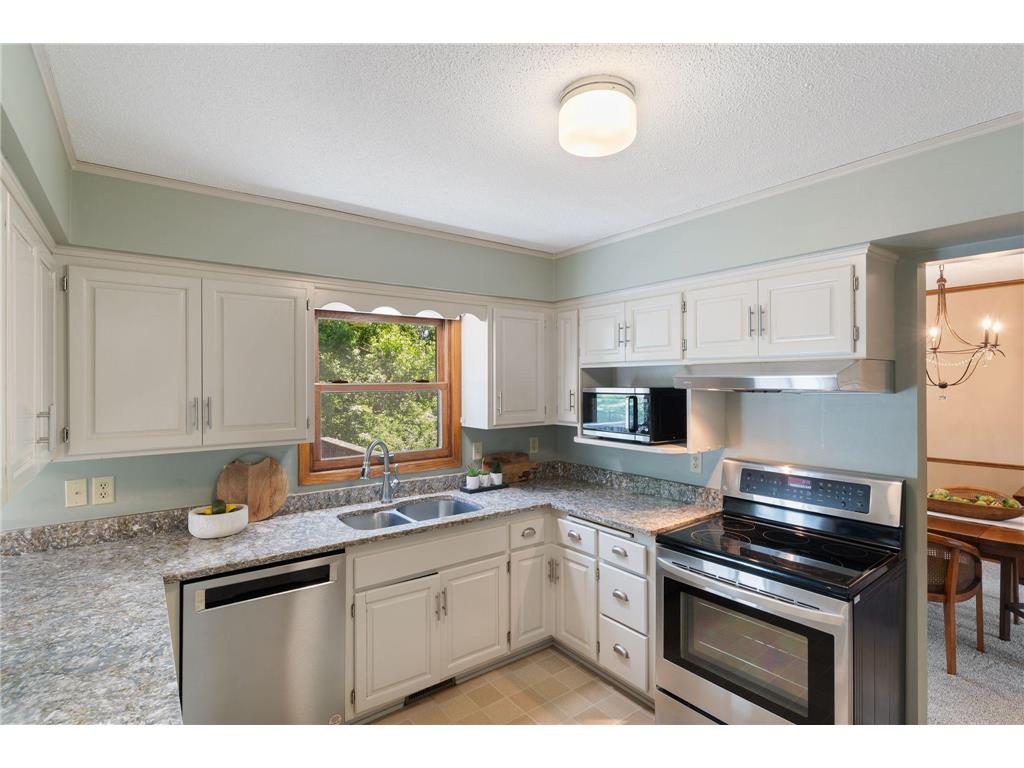 5855 Arthur Street NE Fridley MN 55432 7061936 image7