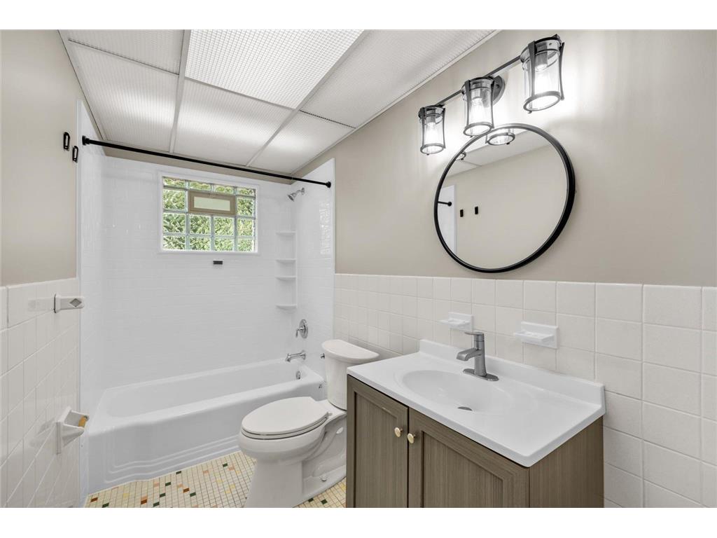 5856 Washburn Avenue S Minneapolis MN 55410 7091026 image16