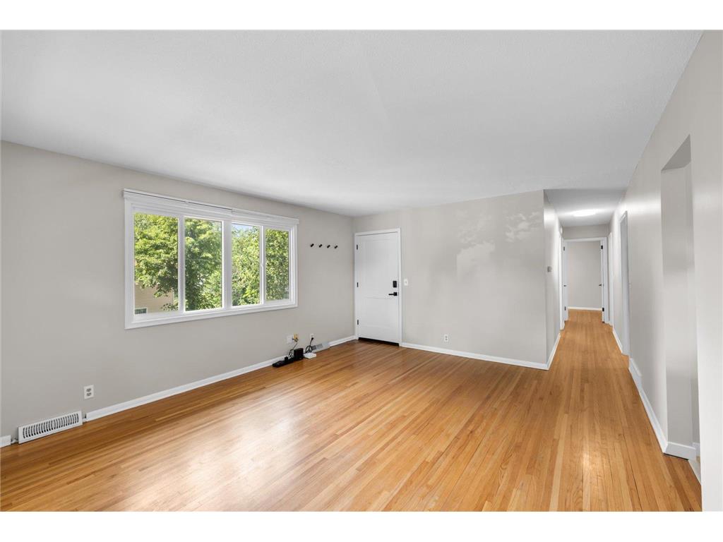 5856 Washburn Avenue S Minneapolis MN 55410 7091026 image19
