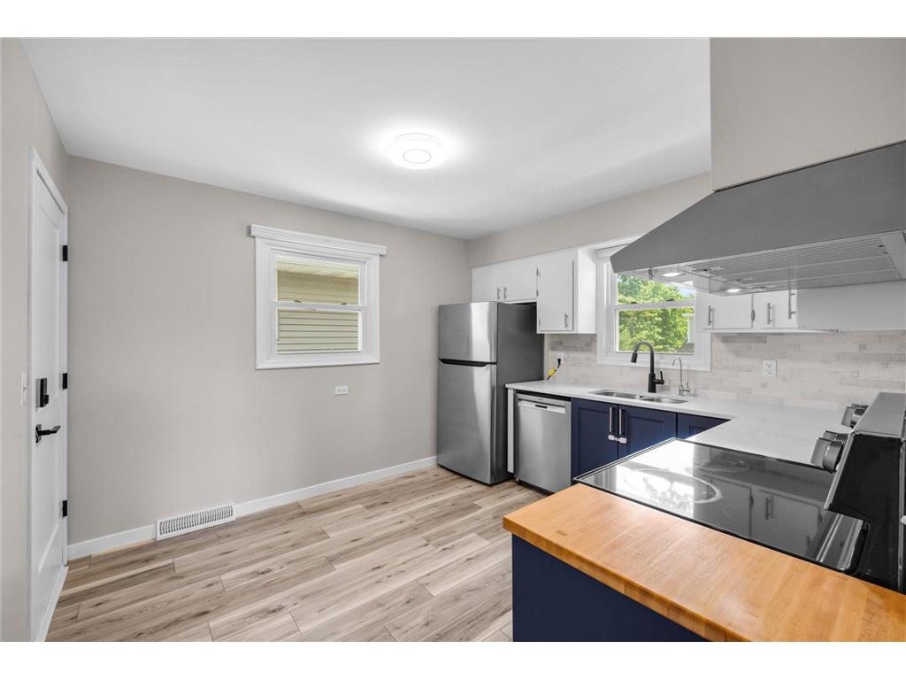 5856 Washburn Avenue S Minneapolis MN 55410 7091026 image20