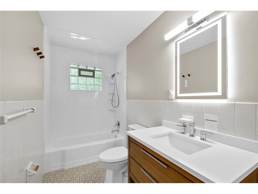 5856 Washburn Avenue S Minneapolis MN 55410 7091026 image28