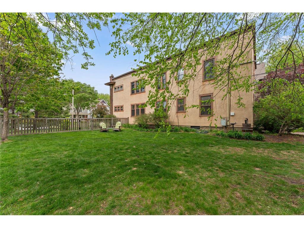 586 Ashland Avenue #2 Saint Paul MN 55102 7076069 image30