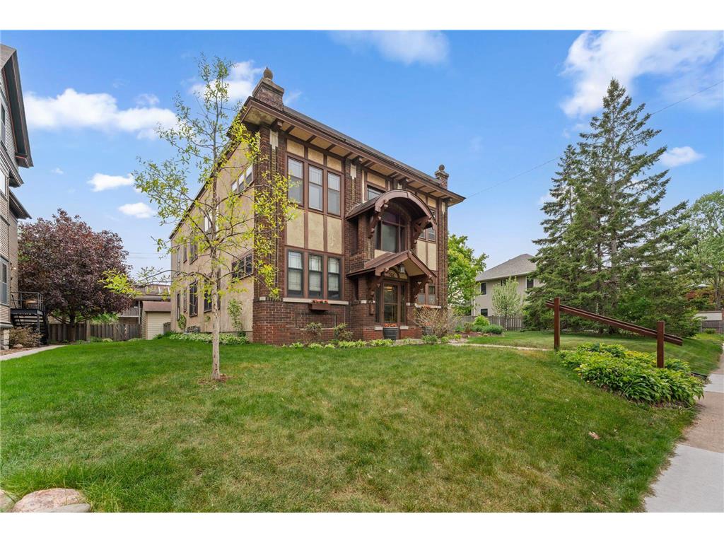 586 Ashland Avenue #2 Saint Paul MN 55102 7076069 image36