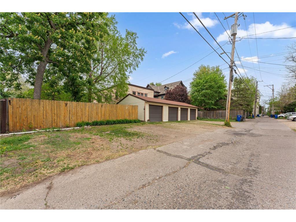 586 Ashland Avenue #2 Saint Paul MN 55102 7076069 image9