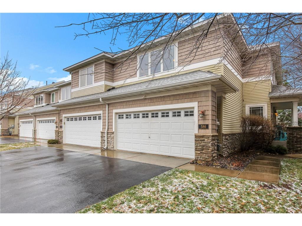 586 Sutherland Drive Woodbury MN 55129 7046807 image1