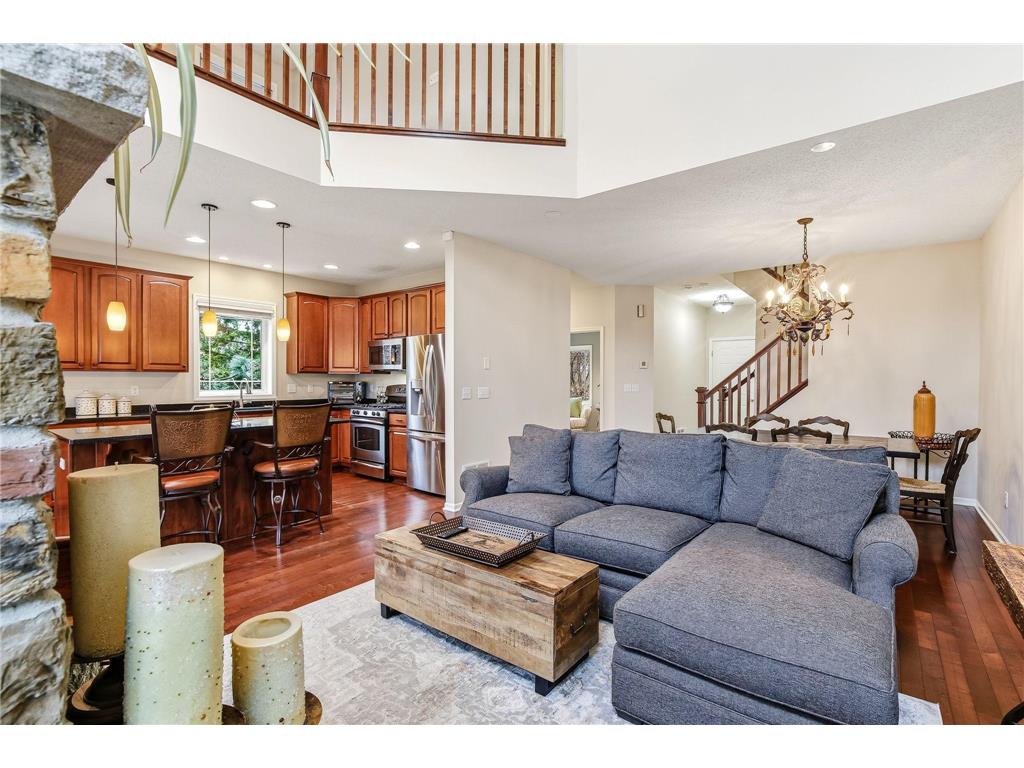 586 Sutherland Drive Woodbury MN 55129 7046807 image11